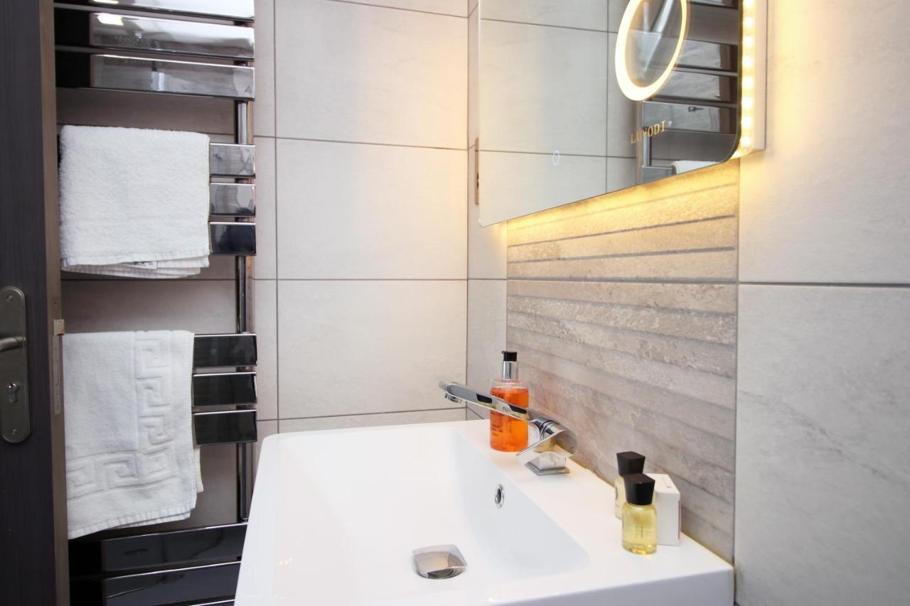 New 2 Bed Comfort - Functional - Secure - Private Кардиф Екстериор снимка