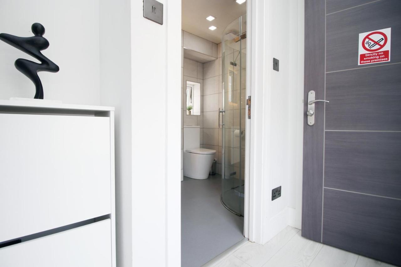 New 2 Bed Comfort - Functional - Secure - Private Кардиф Екстериор снимка
